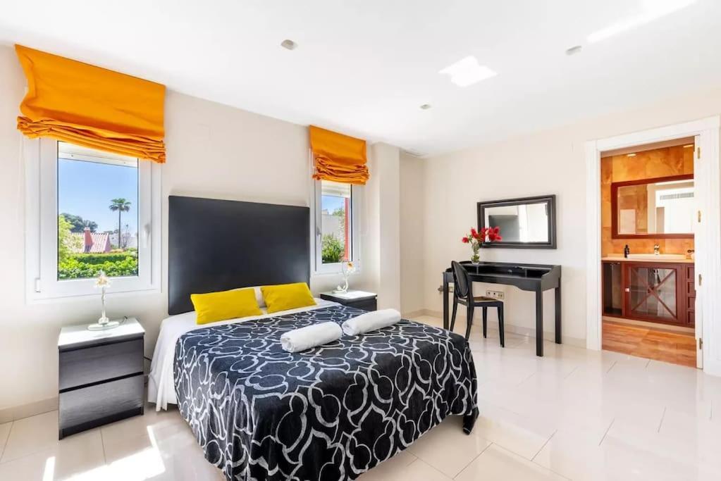 Ohana Luxury Villa With Heated Pool Malaga Bagian luar foto