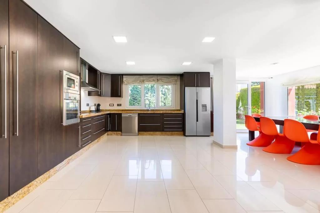 Ohana Luxury Villa With Heated Pool Malaga Bagian luar foto