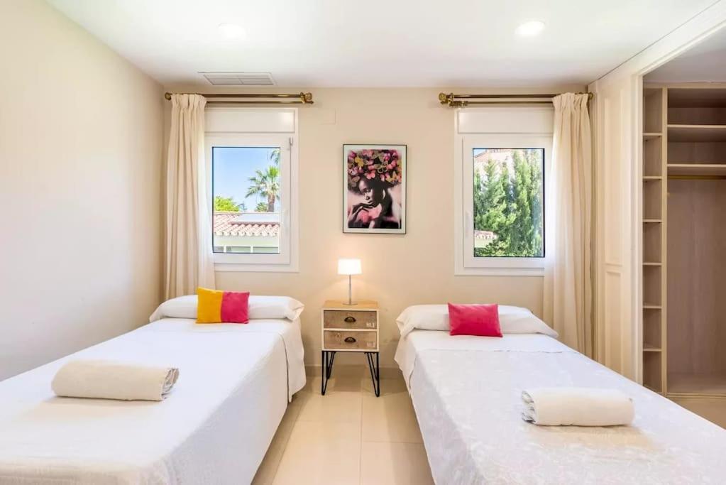 Ohana Luxury Villa With Heated Pool Malaga Bagian luar foto